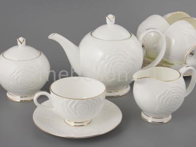 Чайный сервиз Blanco 264-306 Porcelain manufacturing factory. Цвет: молочный с золотой каймой